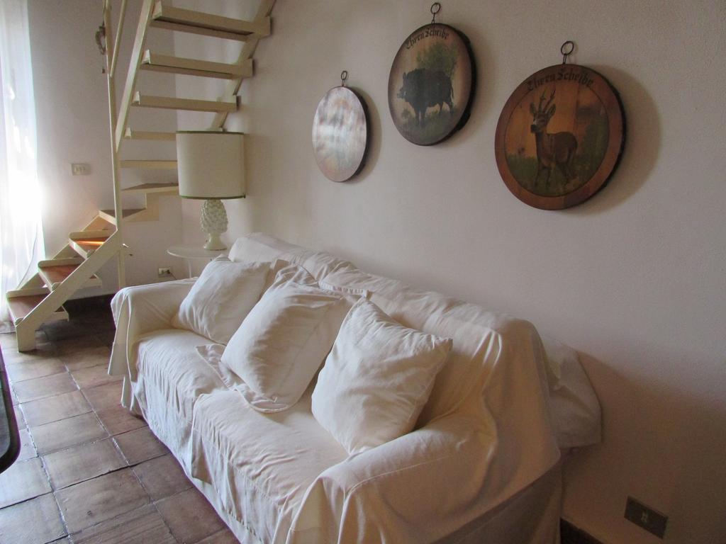 Rifugio Dei Tre Pini Guest House Castelmola Luaran gambar