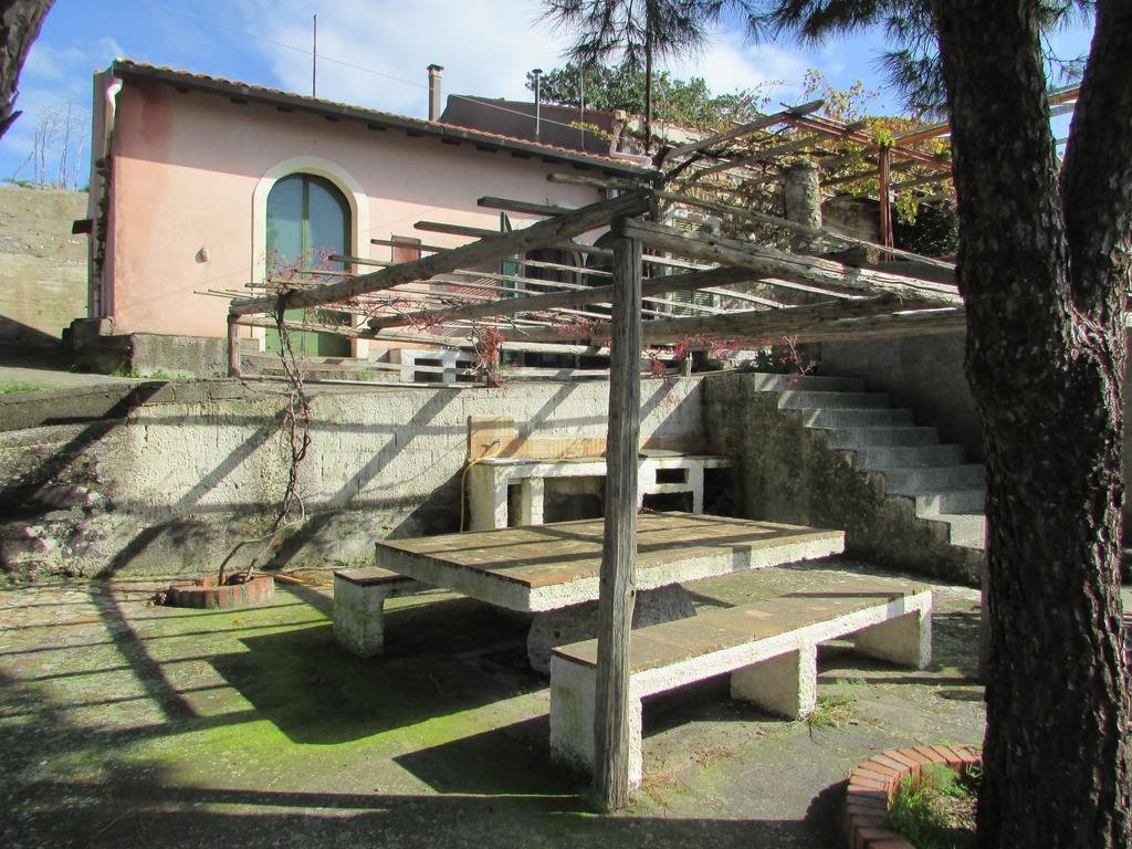 Rifugio Dei Tre Pini Guest House Castelmola Luaran gambar